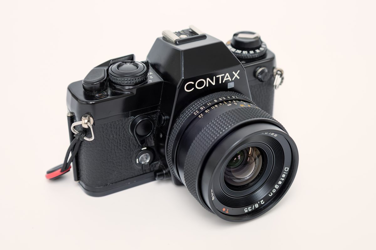 Contax 139 Quartz and Carl Zeiss 35mm f2.8