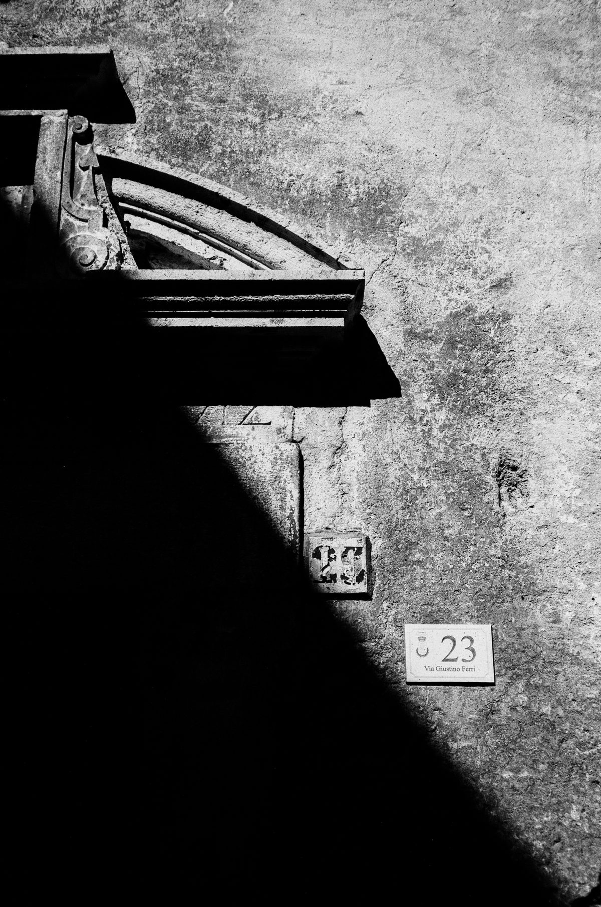 Photograph from “Italian Film” by Nick De Marco